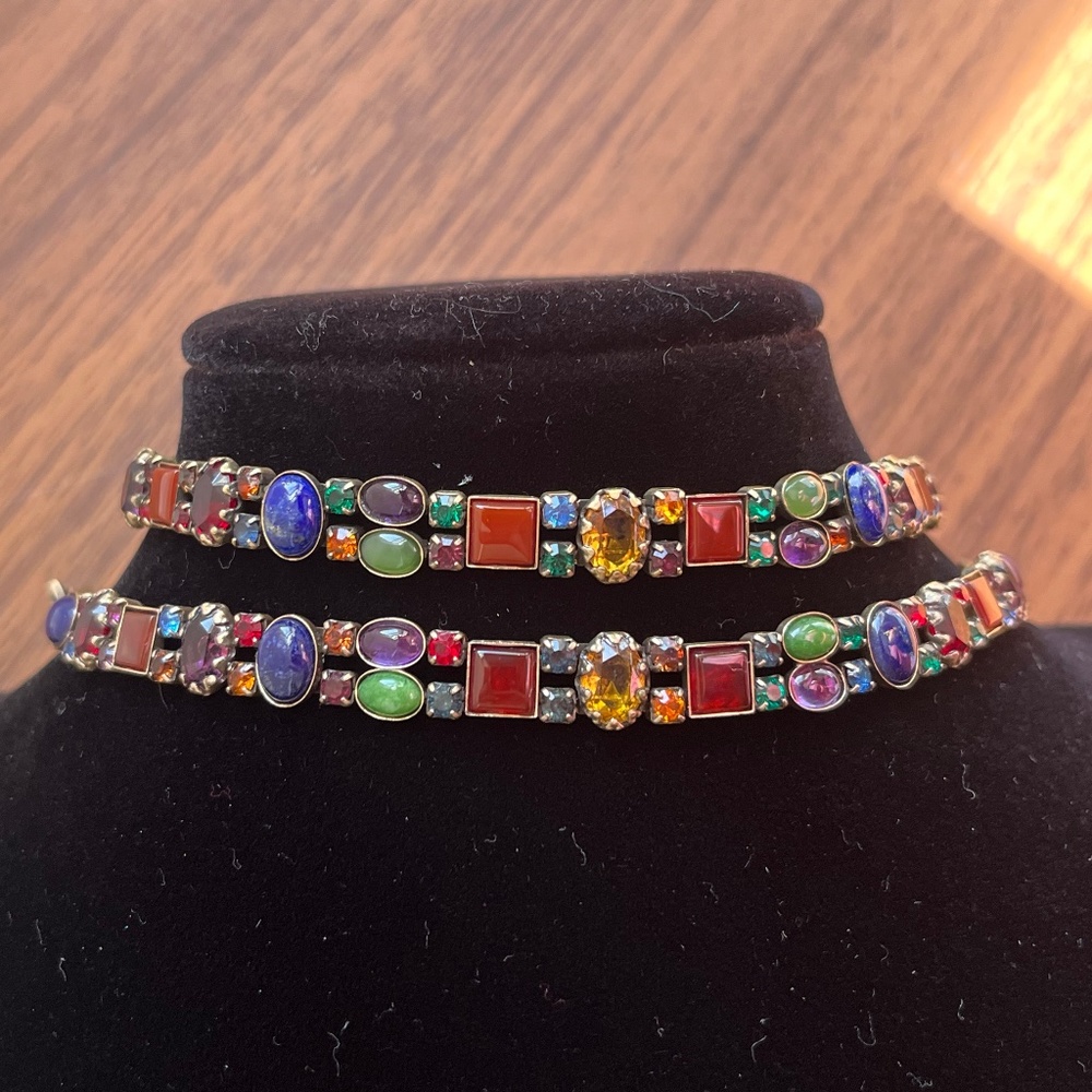 Mary Demarco Faux multi stone bracelet. Vintage.  Gold tone. 7".